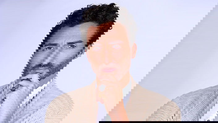 Isola 18, Samuel Peron rivela: “Sono stato bullizzato per quella che oggi è la mia professione” preview