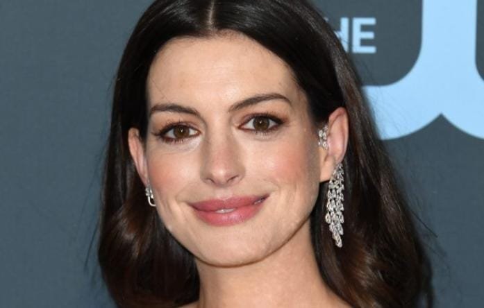 Netflix lancia una serie tv basata su un famoso film di Anne Hathaway: ecco quale