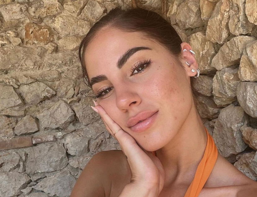 Giulia De Lellis contro i discorsi estremi sull’accettazione dei difetti: “Date il giusto peso alle parole” preview