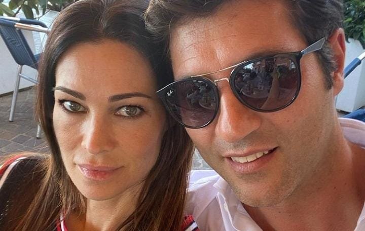 Manuela Arcuri ha sposato il suo Giovanni Di Gianfrancesco: la foto dell’abito