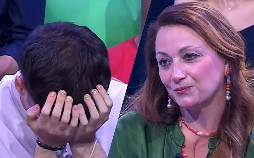 Imperfetti Sconosciuti, il TikToker Alessandro Romano fa coming out in tv davanti alla madre: “Non so se l’hai mai capito ma… preview