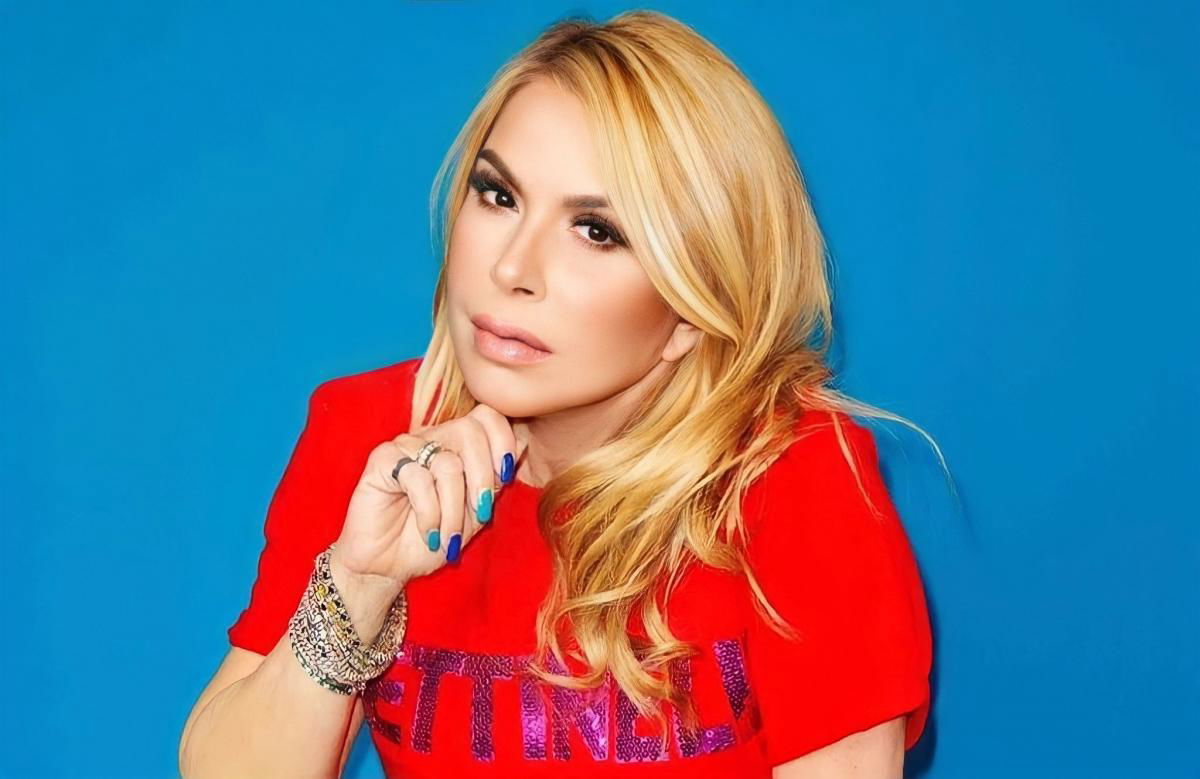 Anna Pettinelli replica alle critiche degli hater: “Da giorni rompete le pa**e e non smetterete, è nella vostra perversa natura, ma…” article-post