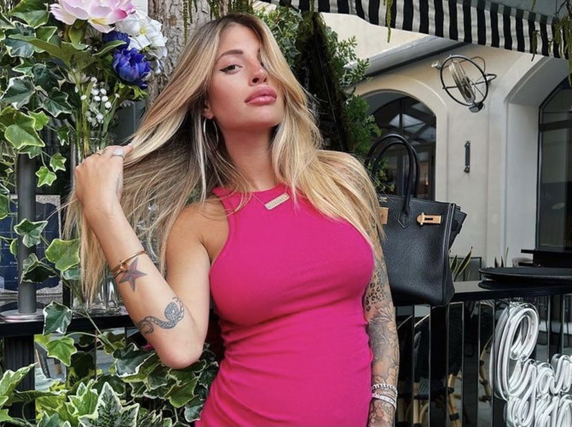 Chiara Nasti svela se mostrerà il bambino sui social preview