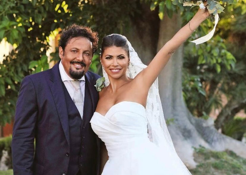Flora Canto svela i due imprevisti che ci sono stati il giorno delle nozze con Enrico Brignano (e le sorprese durante i festeggiamenti) preview