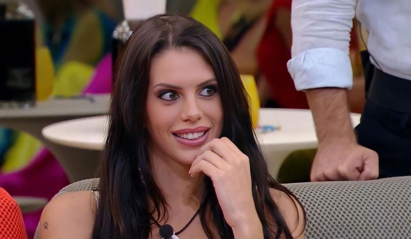 Gf Vip 7, Antonella Fiordelisi dichiara di provare interesse per Edoardo Donnamaria preview