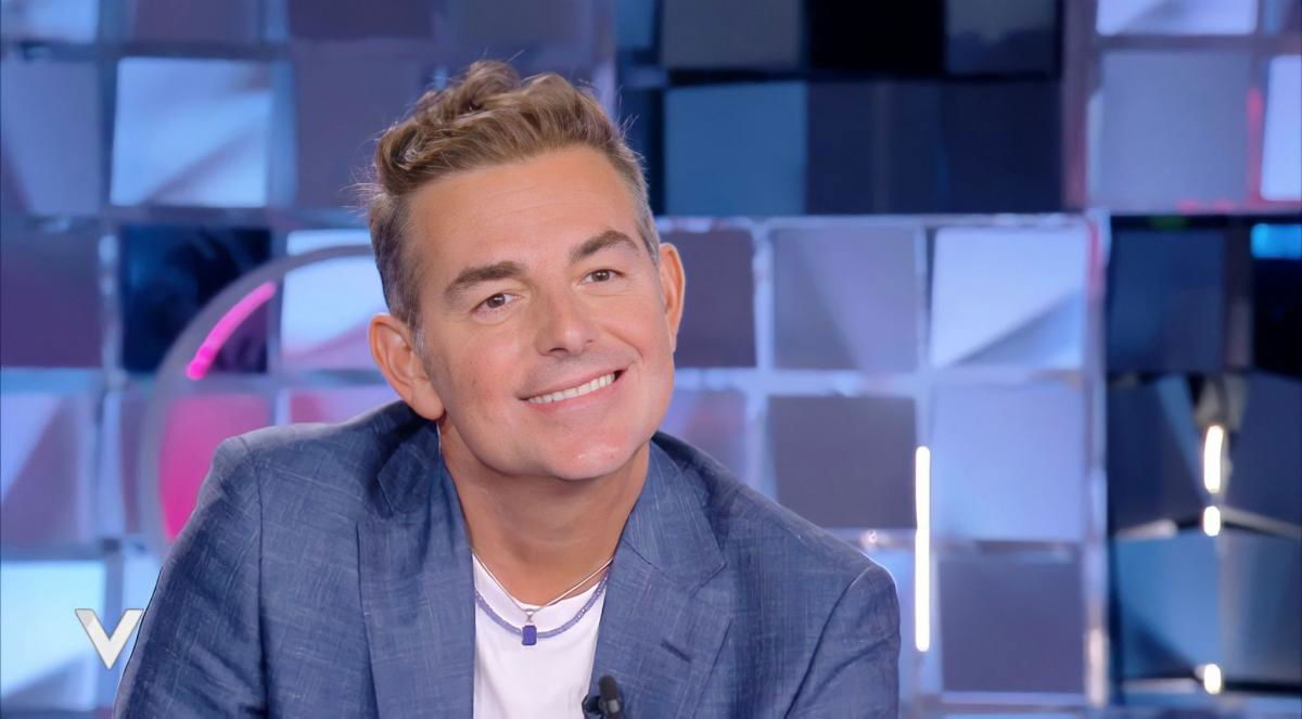 Verissimo, Daniele Bossari racconta come ha scoperto il tumore alla gola: “La prima reazione è stata devastante, poi…” article-post