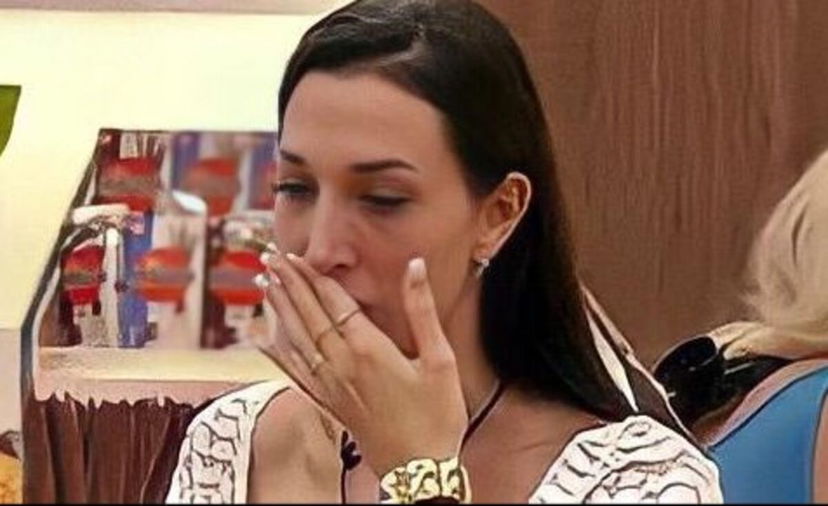 Gf Vip 7, Giaele De Donà ha un momento di sconforto pensando al marito: “Io ho raccontato della nostra relazione aperta, lui all’inizio nemmeno voleva…” preview