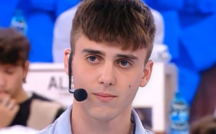 Amici 21, LDA dà un consiglio ‘a tutti quelli che fanno i cogli*ni e i buffoni per strada’ (Video) preview