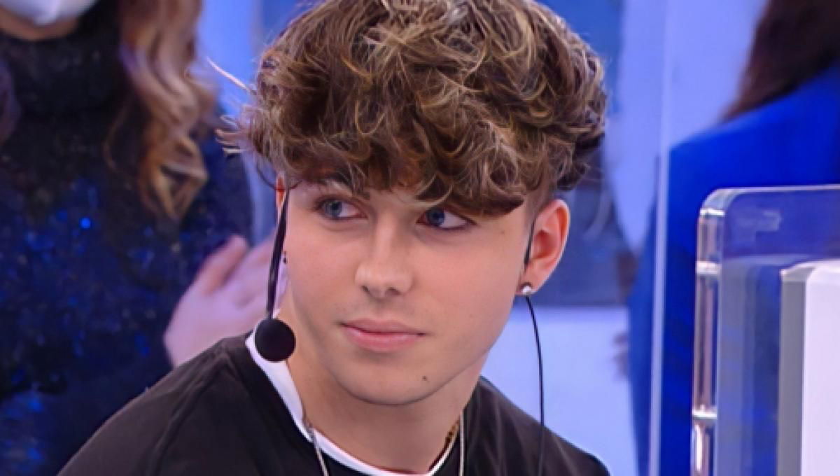 Amici 22, Calma interviene in difesa di Mattia Zenzola: “Gli insulti fanno male” article-post