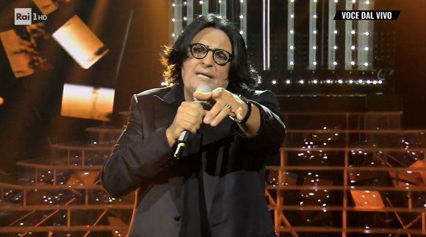 Tale e Quale Show, Claudio Lauretta rivela: “Adriano Celentano mi chiese 1 milione di euro!” preview