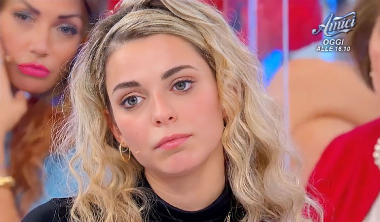 Uomini e Donne: l’opinione di Isa sulla puntata del 10/11/22 preview