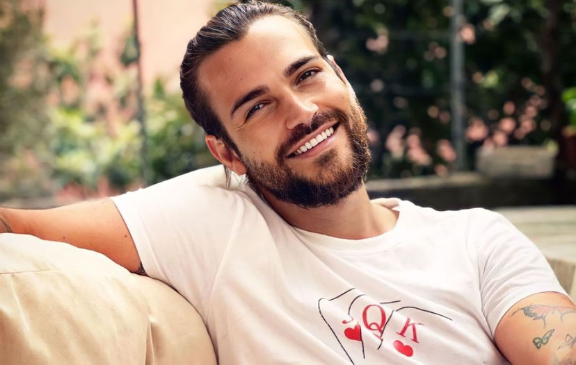 Amici, Valerio Scanu diventa parrucchiere: “Ho deciso di aprire il mio salone!” preview