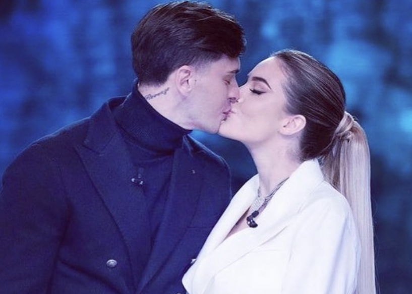 Sophie Codegoni e Alessandro Basciano: Alfonso Signorini al Gf Vip 7 spoilera il nome che hanno scelto per la figlia preview