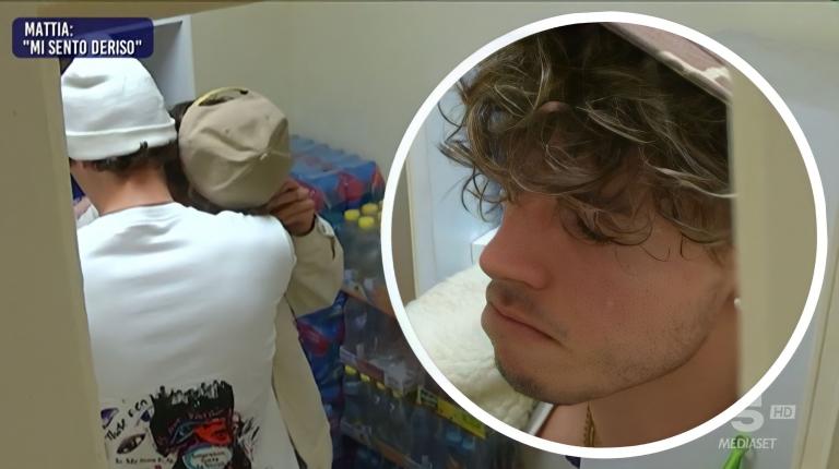 Amici 22, Mattia Zenzola si sente escluso e deriso dagli altri allievi e crede di sapere il motivo: lo sfogo Amici 22, Mattia Zenzola si sente escluso e deriso dagli altri allievi e crede di sapere il motivo: lo sfogo