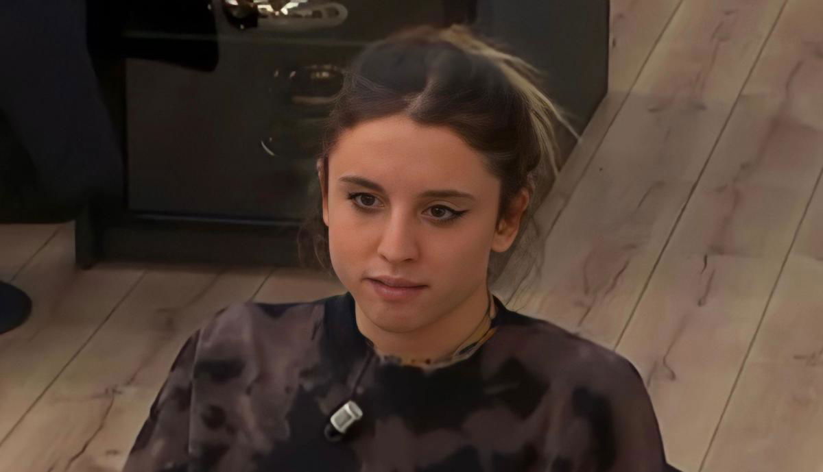 Amici 22, Angelina Mango parla per la prima volta della morte del padre: “Si è scatenato l’inferno perché…” article-post