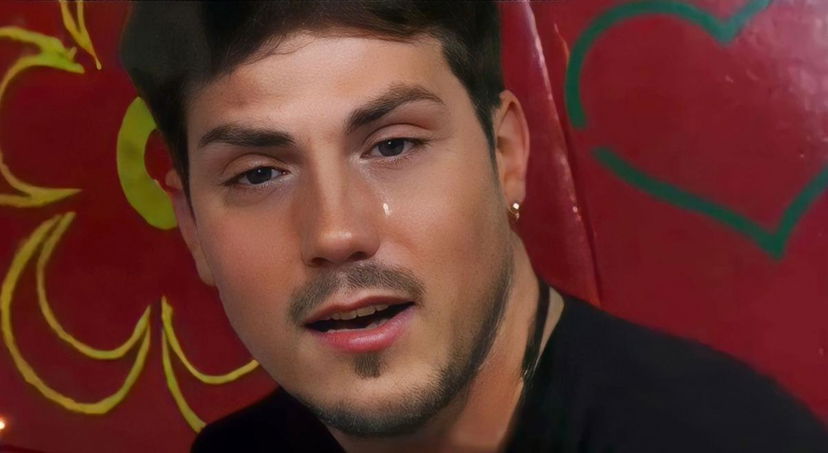 Gf Vip 7, Daniele Dal Moro torna a parlare del suo passato: “Mi riempivano di botte, quando tornavo a casa la sera avevo paura mi sparassero” preview