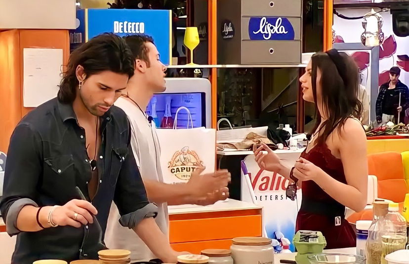 Gf Vip 7, un aereo dei fan fa scoppiare una nuova lite tra Antonella Fiordelisi e Edoardo Donnamaria: ecco perché preview