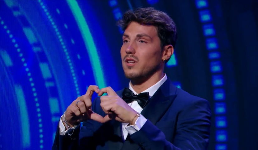 Gf Vip 7, ventitreesima puntata: Daniele Dal Moro preferito dal pubblico, Davide Donadei e Nicole Murgia entrano in Casa. I nominati sono… preview