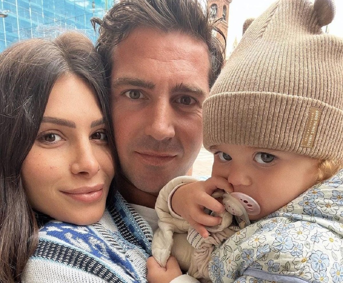 Ludovica Valli va in vacanza a Dubai con la famiglia e si ammalano tutti: rientro immediato in Italia
