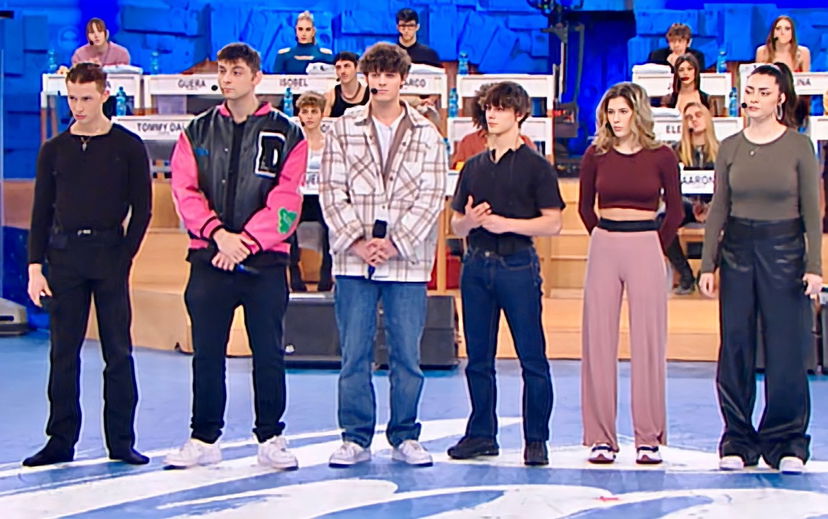 Amici 22, puntata del 15/01/23: dopo il Capodanno gate Rudy Zerbi elimina Tommy Dali, Cricca rientra al posto di Valeria Mancini preview