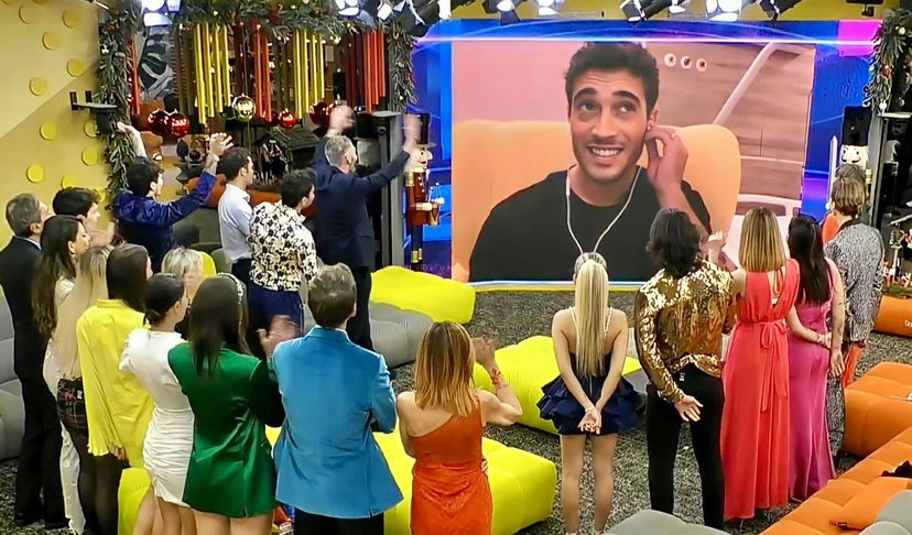 Gf Vip 7, slitta il rientro di Antonino Spinalbese nella Casa: ecco quale sarebbe il reale motivo preview