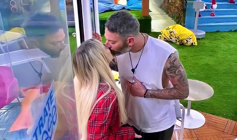 Gf Vip 7, confronto tra Edoardo Tavassi e Micol Incorvaia che confessa: “Vorrei essere donna ai tuoi occhi, non…” preview