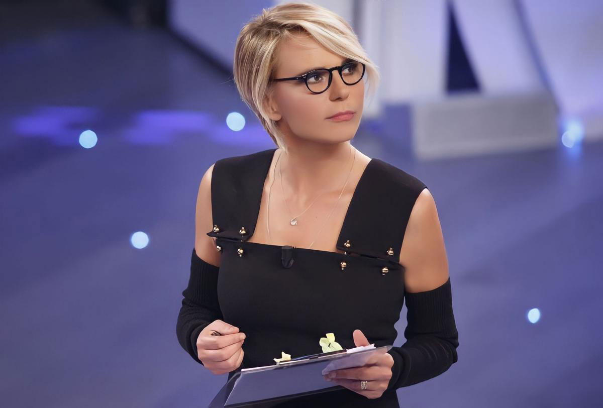 C’è Posta per Te, questa sera non ci sarà nessun ospite Vip: ecco il curioso retroscena article-post