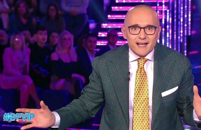 Gf Vip 7, Alfonso Signorini svela se condurrà anche la prossima edizione del reality preview
