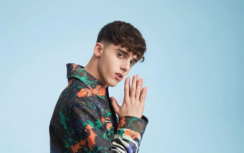 Sanremo 2023, Lda racconta cosa gli ha detto Maria De Filippi quando ha saputo della sua partecipazione al Festival preview