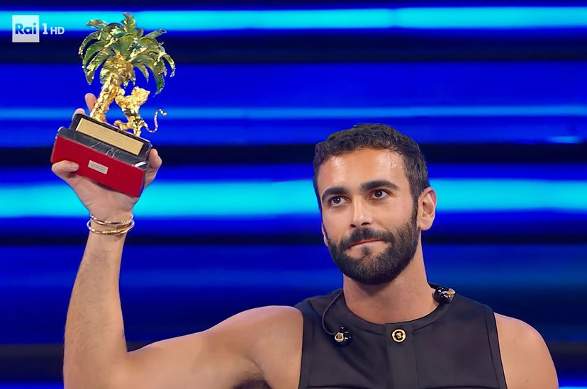 Marco Mengoni, la sua reazione dopo la vittoria di Sanremo 2023 (Video) preview