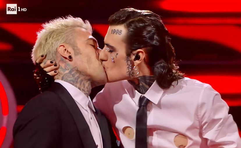 Sanremo 2023, il bacio tra Rosa Chemical e Fedez “era tutto programmato”? Ecco come sono andate davvero le cose preview