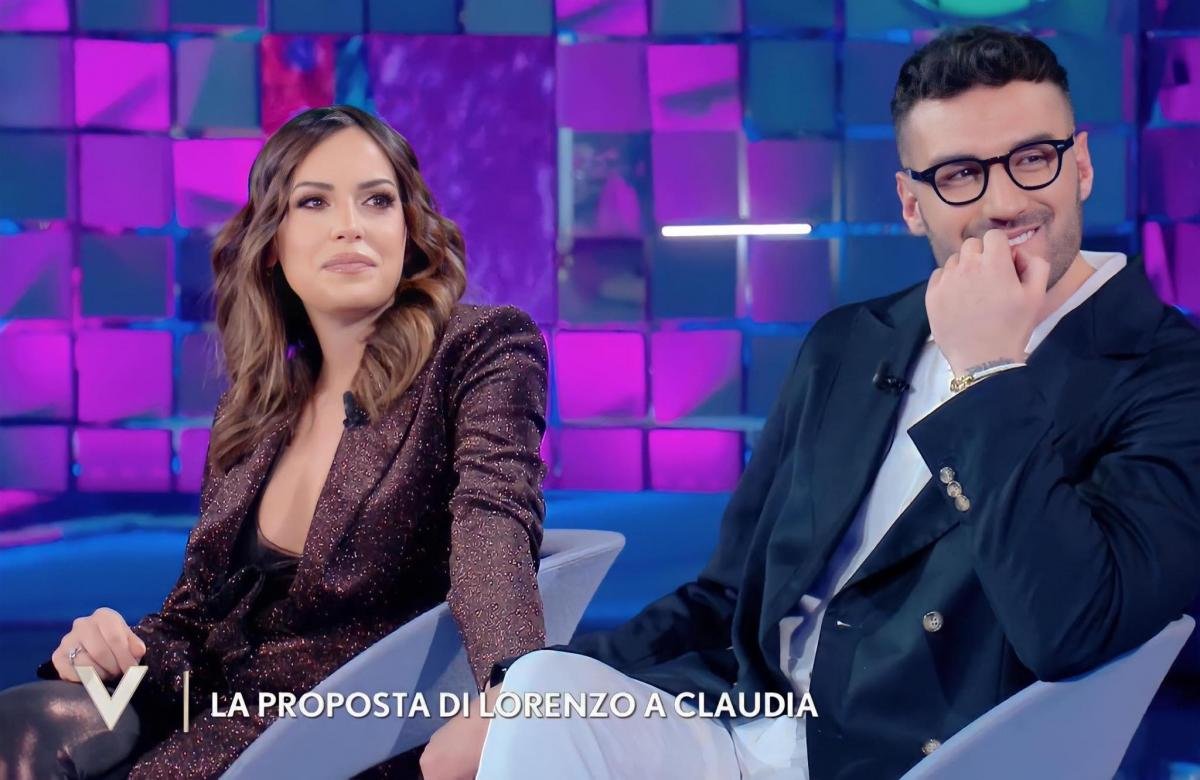 Lorenzo Riccardi e Claudia Dionigi ospiti a Verissimo: “La data delle nozze? In questo momento noi…”