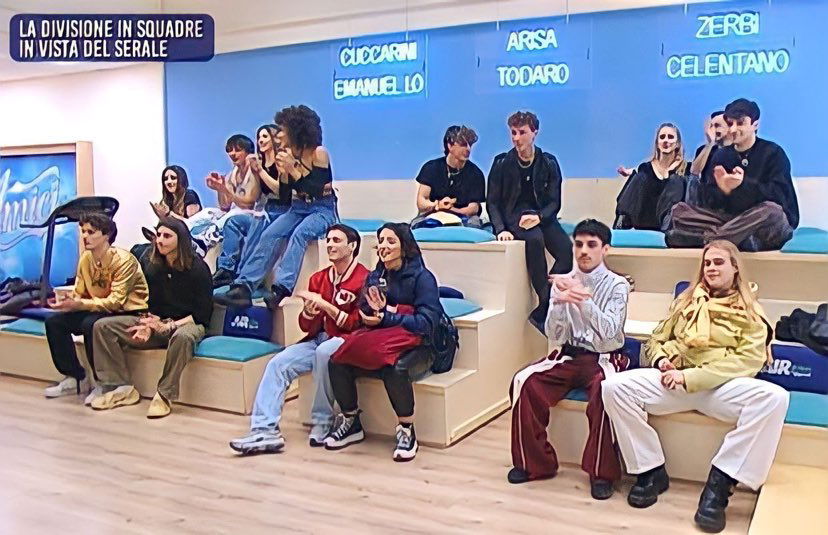 Amici 22, ufficializzate le squadre del serale (e non manca qualche stoccata dei prof) preview