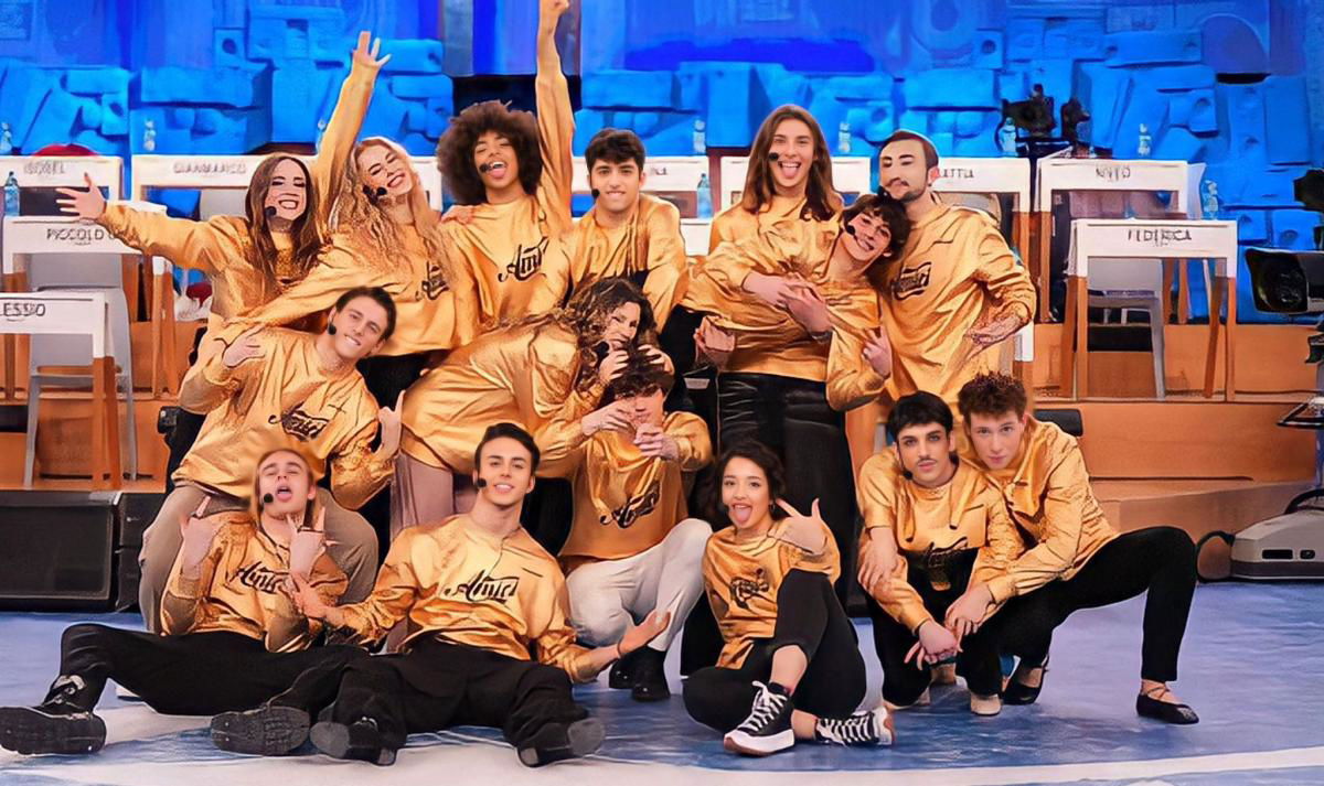 Amici 22, ecco chi sarebbero i due allievi risultati positivi al Covid (e come stanno ora) article-post