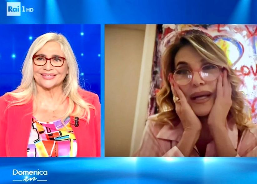 Mara Venier e Barbara d’Urso insultate pesantemente su Twitter, sospeso l’account Mediaset: ecco cosa è successo preview