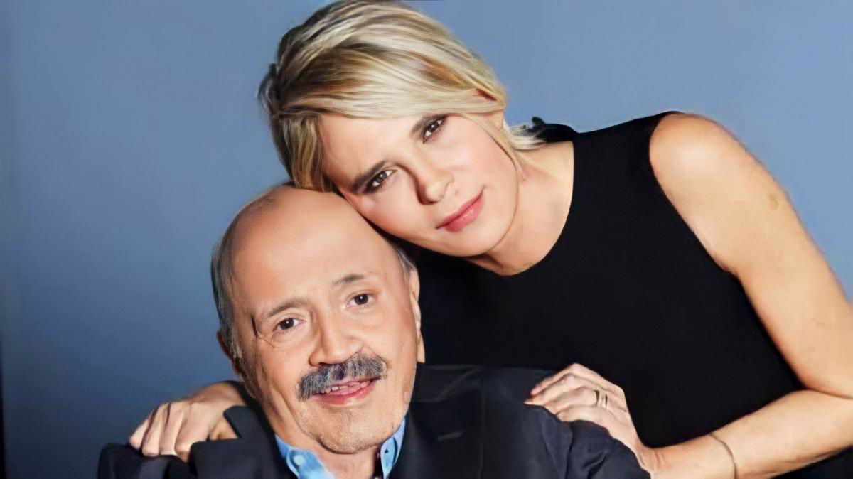 Maurizio Costanzo, parla il suo avvocato e migliore amico: “Preoccupato per Maria De Filippi” article-post