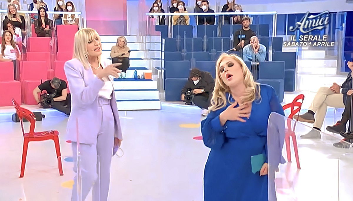 Uomini e Donne: l’opinione di Chia sulla puntata del 27/03/23 article-post