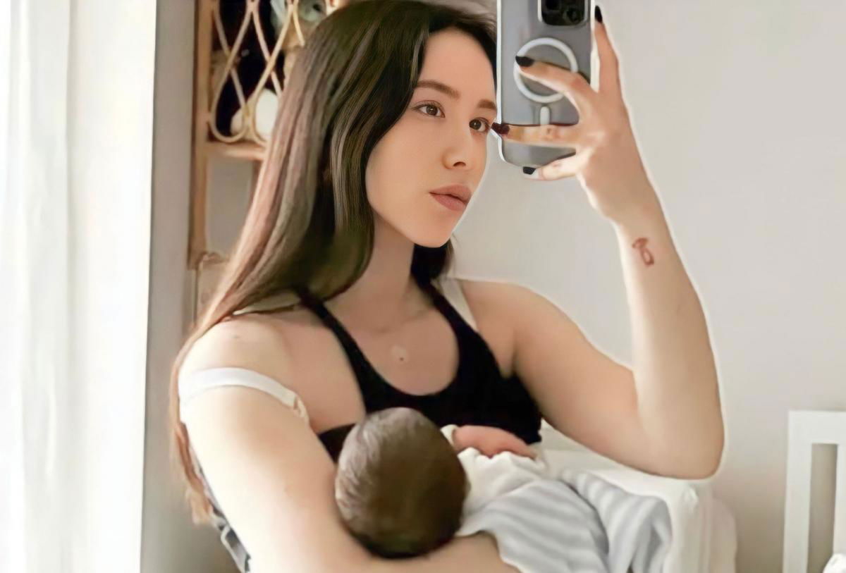 Aurora Ramazzotti: “Il mio parto è stato molto complicato, una cosa che ho imparato è che…” article-post