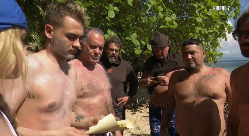 Isola 17, arriva il primo provvedimento disciplinare per alcuni naufraghi: ecco quale regola hanno infranto e qual è stata la punizione preview