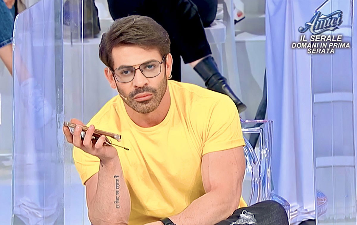 Uomini e Donne: l’opinione di Chia sulla puntata del 28/04/23 article-post