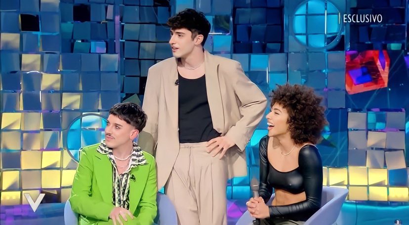 Amici 22, Gianmarco Petrelli fa un’emozionante dichiarazione d’amore per Megan Ria, poi lei gli fa una sorpresa (Video) article-post