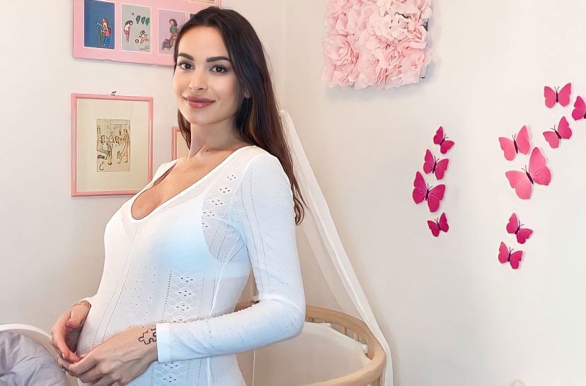 Uomini e Donne, Vittoria Deganello svela come ha reagito la sua famiglia alla gravidanza e all’assenza del padre del bambino preview