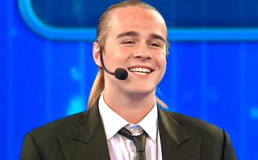 Amici 22, un celebre scrittore dopo l’eliminazione di Aaron Cenere: “Ti voglio bene, mi ricordi il mio piccolo me” preview