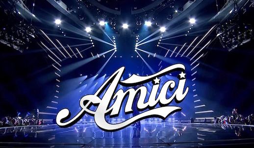 Amici, in arrivo uno show evento su Canale 5? Silvia Toffanin sarebbe stata chiamata per condurlo