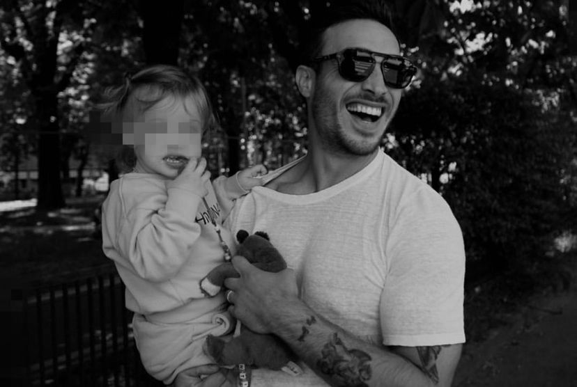 Gf Vip 7, Antonino Spinalbese risponde alla fantasiosa teoria del web su sua figlia Luna Marì preview