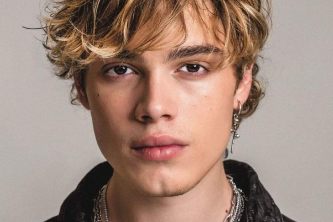 Amici, Biondo tra i protagonisti di una seguitissima fiction Rai: ecco quale article-post