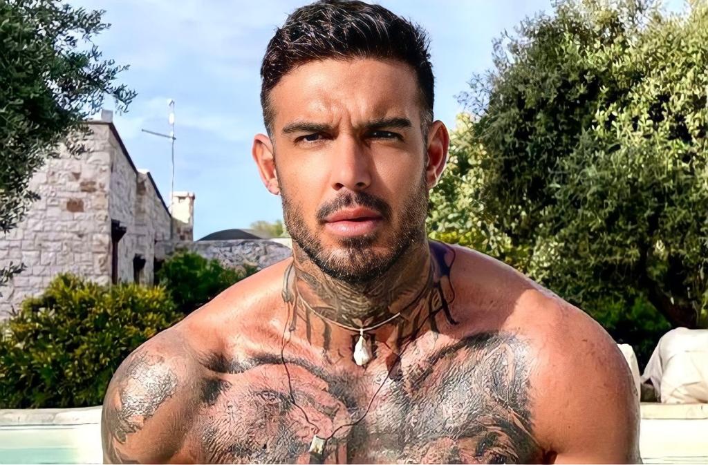 Grande Fratello, Lucas Peracchi contro la nuova linea editoriale di Pier Silvio Berlusconi: “È ridicolo che…” article-post