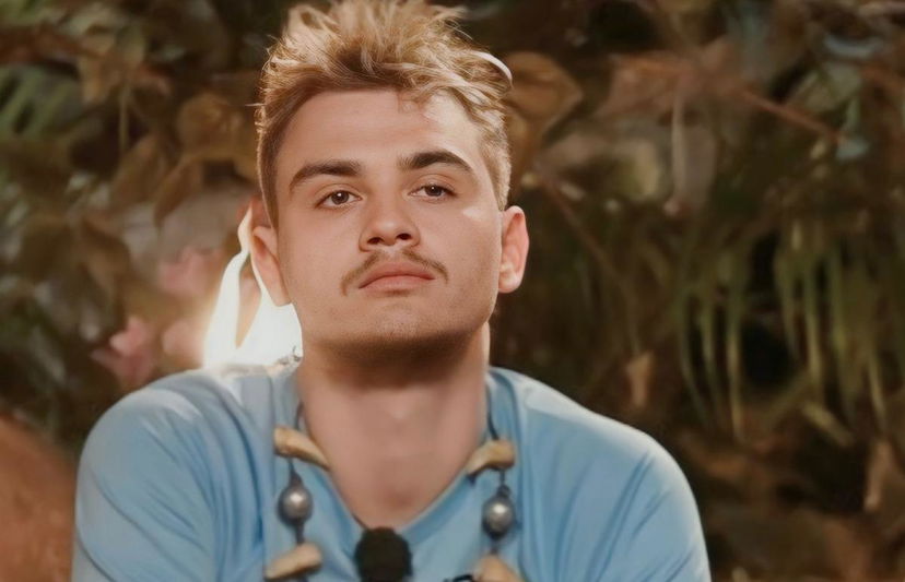 Isola 17, Simone Antolini parla della sua precedente relazione con una donna e racconta come è nata la storia con Alessandro Cecchi Paone preview