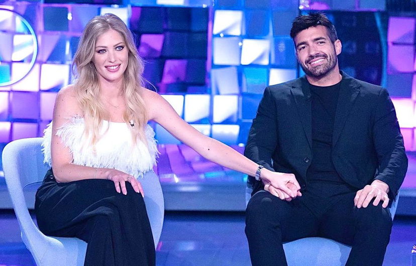 Uomini e Donne, il cugino di Nicole Santinelli si scaglia contro Carlo Alberto Mancini: “Uno che sta male fa subito una diretta sui social?” (Video) preview