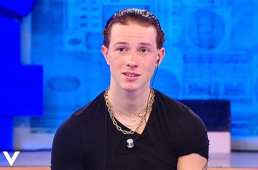 Verissimo, Wax e l’emozione di essere in finale ad Amici 22 con Angelina Mango: “Penso sia una delle cose più belle che mi sia successa” preview